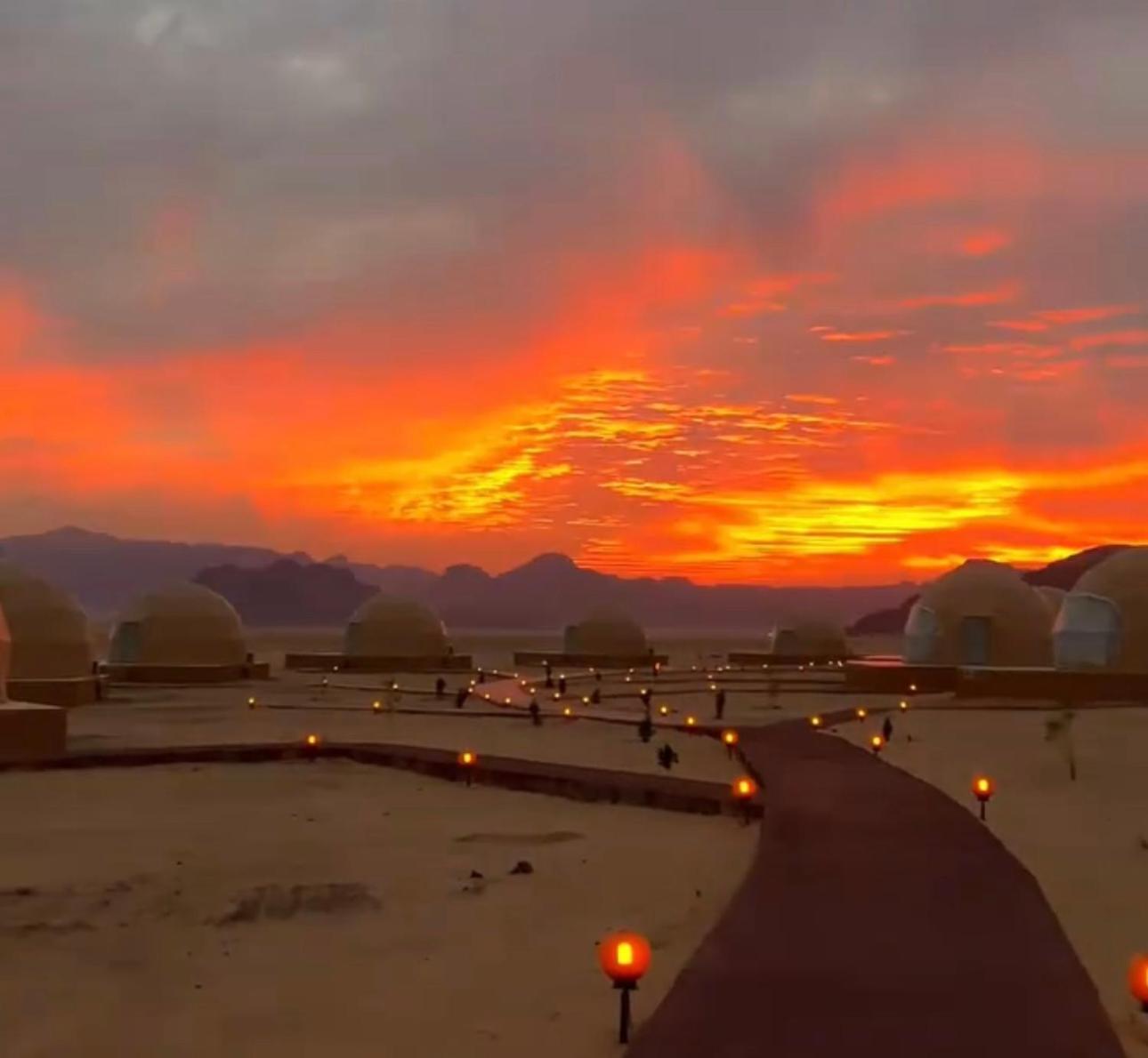 Wadi Rum Anwar Luxury Camp Eksteriør bilde