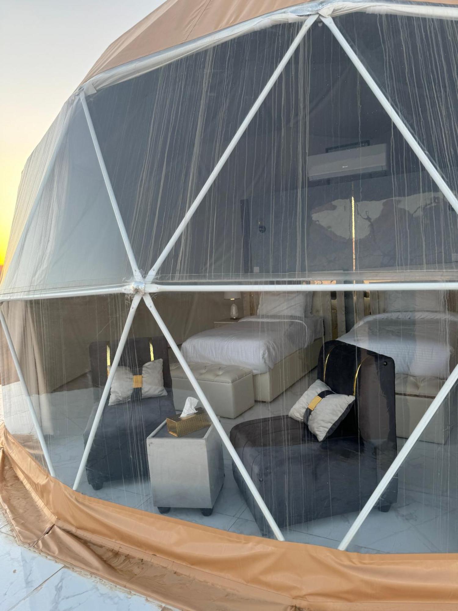 Wadi Rum Anwar Luxury Camp Eksteriør bilde