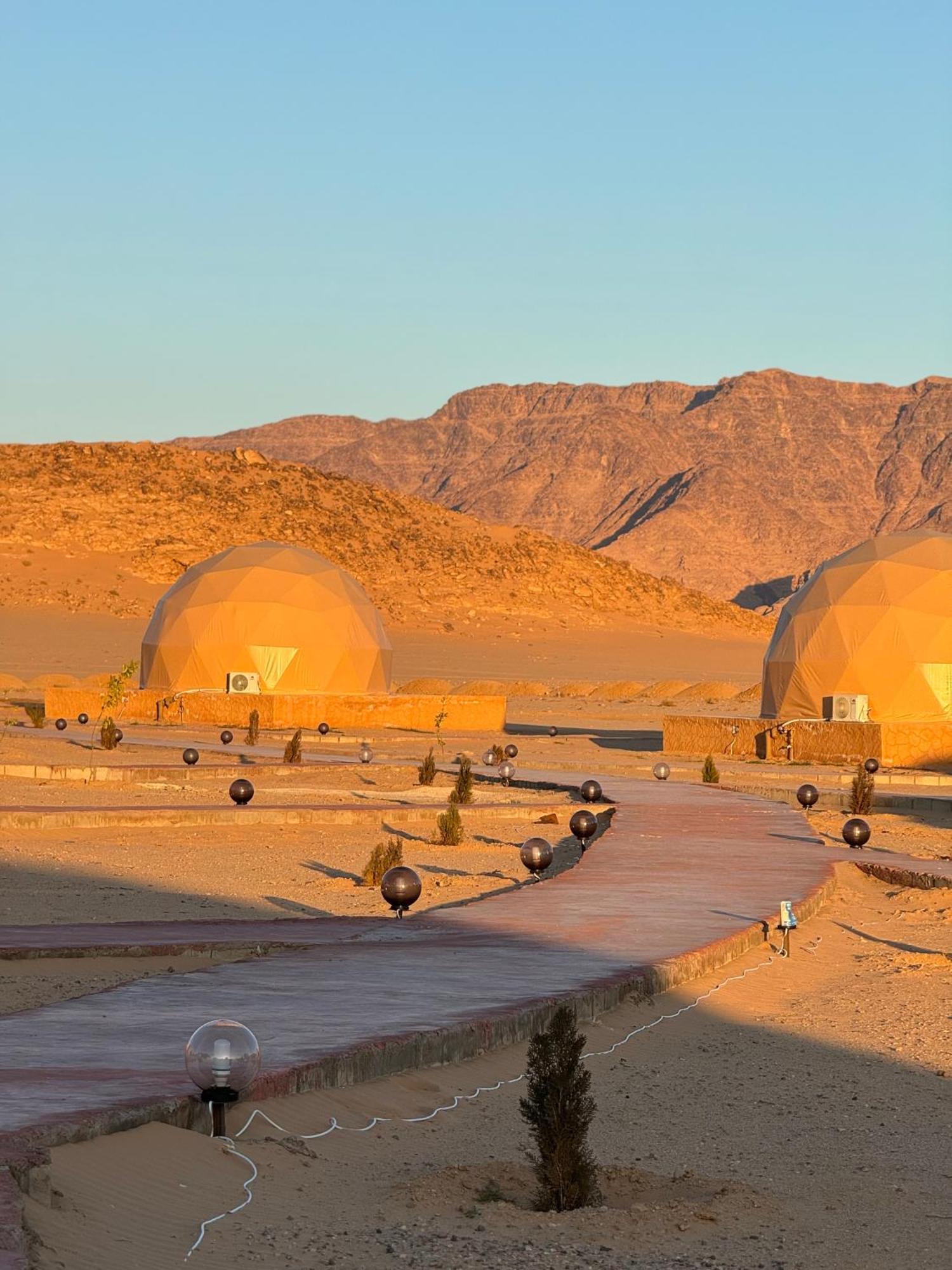 Wadi Rum Anwar Luxury Camp Eksteriør bilde