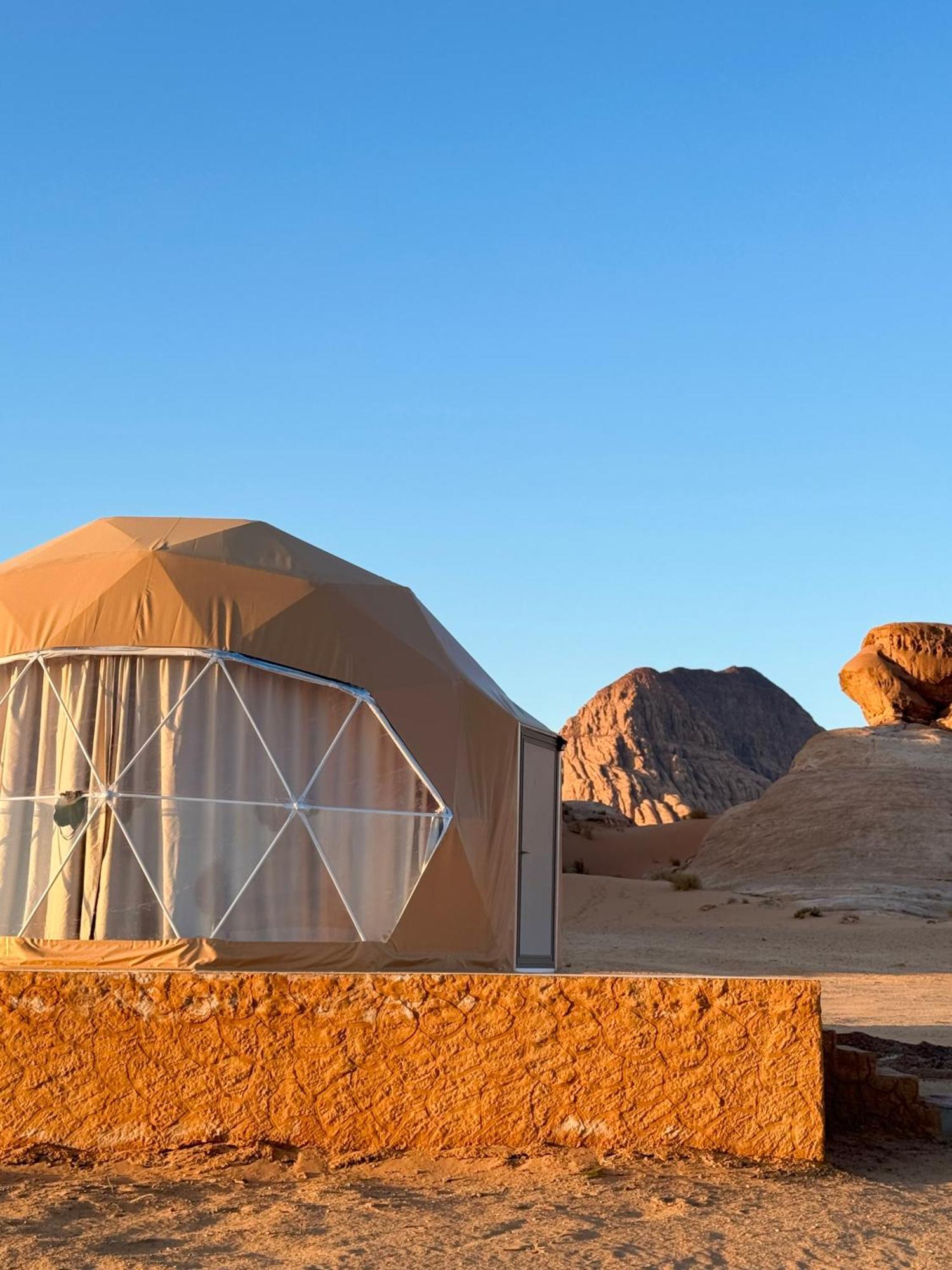 Wadi Rum Anwar Luxury Camp Eksteriør bilde