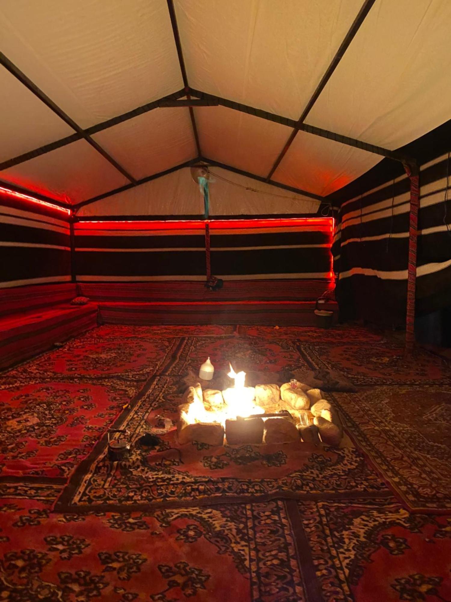 Wadi Rum Anwar Luxury Camp Eksteriør bilde