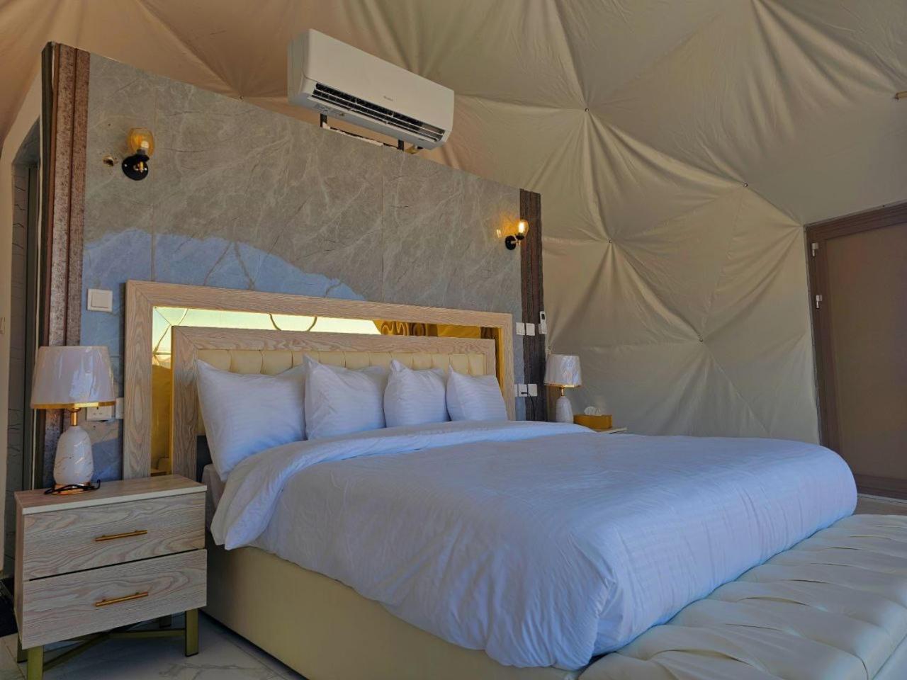 Wadi Rum Anwar Luxury Camp Eksteriør bilde